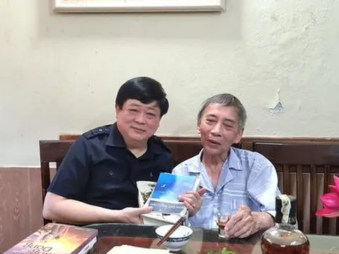 THĂM NHÀ THƠ THANH THẢO