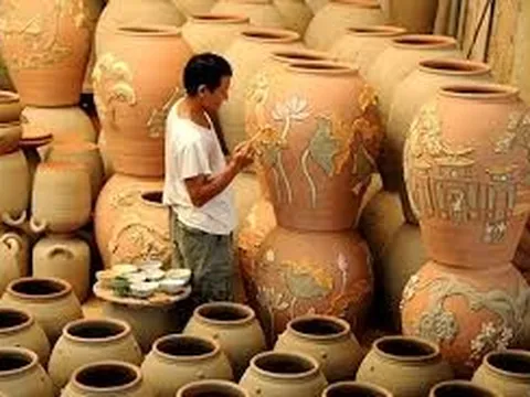 BẢO TỒN LÀNG NGHỀ, NHÌN TỪ GÓC ĐỘ VĂN HÓA VÀ PHÁT TRIỂN