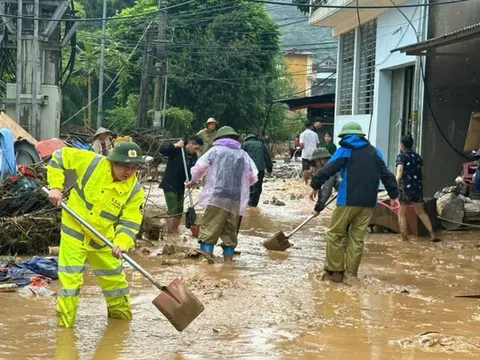 CỨU NẠN, CỨU TRỢ, KHẮC PHỤC HẬU QUẢ DO BÃO SỐ 3 VÀ MƯA LŨ GÂY RA