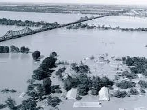 NHỚ LẠI TRẬN LỤT ĐỒNG BẰNG SÔNG HỒNG 1971