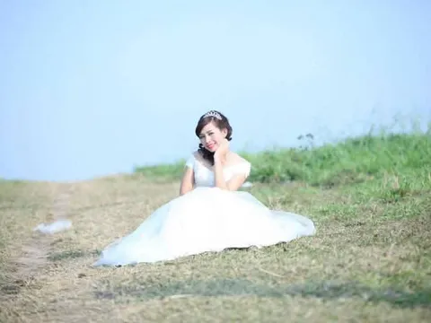 Những thanh âm của hoài niệm và yêu thương trong thơ Phương Uyên