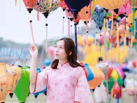 MỘT TÌNH YÊU GIẢ TẠO